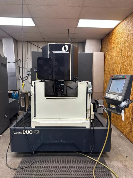 2011 MAKINO DUO 43 EDM