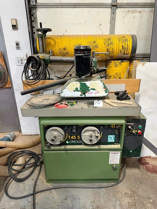 Lot 118 1996 GRIGGIO T45S SPINDLE SHAPER, 3.6 KW, 230V, WITH MAGGI STEFF 2034 4-SPEED POWER FEEDER